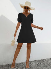 Load image into Gallery viewer, Chain Notched Short Sleeve Dress